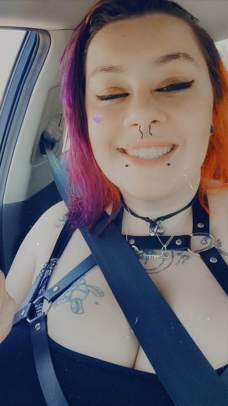 Foto desnuda filtrada de OnlyFans de Raine Moon