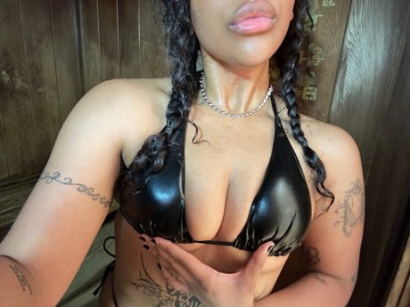 OnlyFans-model Rainbowchild444