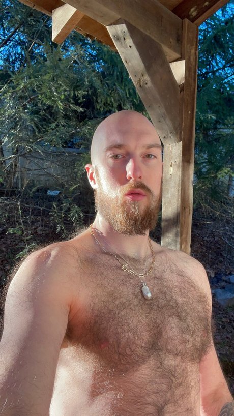 Naken lekkede OnlyFans-bilde av Househusband9000