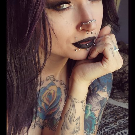 Foto di nudo di fuga di OnlyFans di Ray Siren