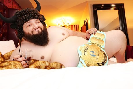 Alasti lekkinud OnlyFans-i pilt Casper Munoz