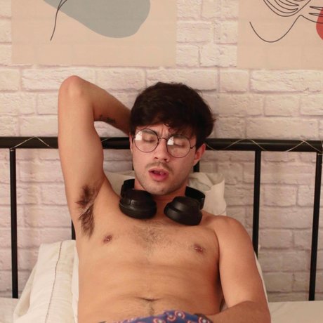 Обнаженная фотография утечки OnlyFans от Ravenboyx