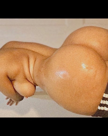 Photo nue de fuite OnlyFans de Renay Blue