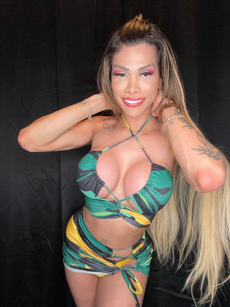 Alasti lekkinud OnlyFans-i pilt Rebecca Ferreira