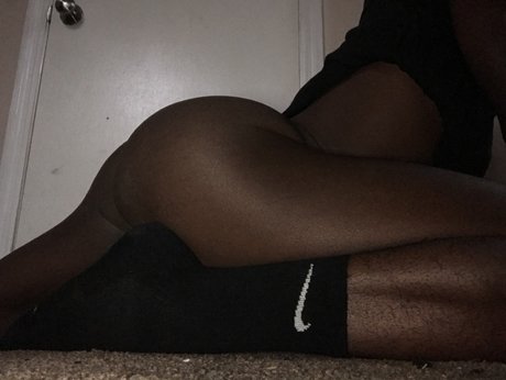 Naken läckt OnlyFans-bild av Wet Ampamp Gushy 