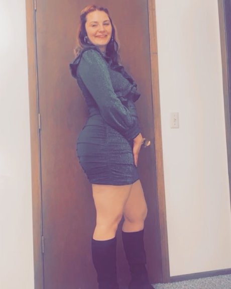 Обнаженная фотография утечки OnlyFans от Alisia Green