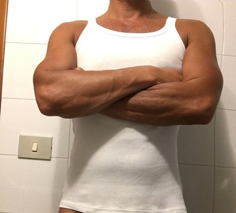 Обнаженная фотография утечки OnlyFans от Romano Xl  