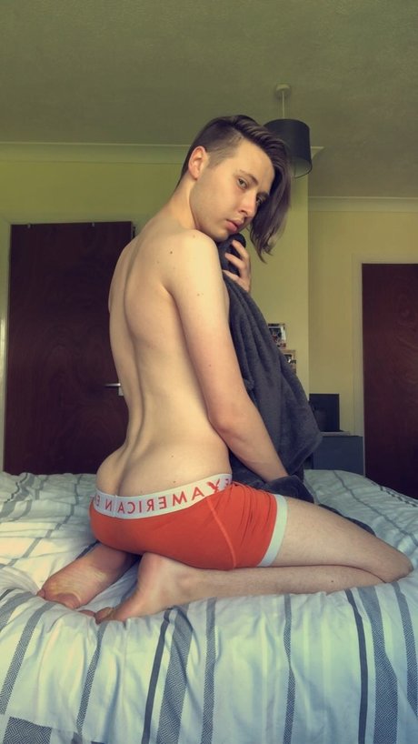 OnlyFans-model Ethan 