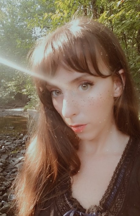 Alasti lekkinud OnlyFans-i pilt  Rue 