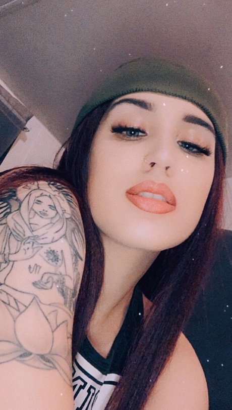 Photo nue de fuite OnlyFans de Cartel