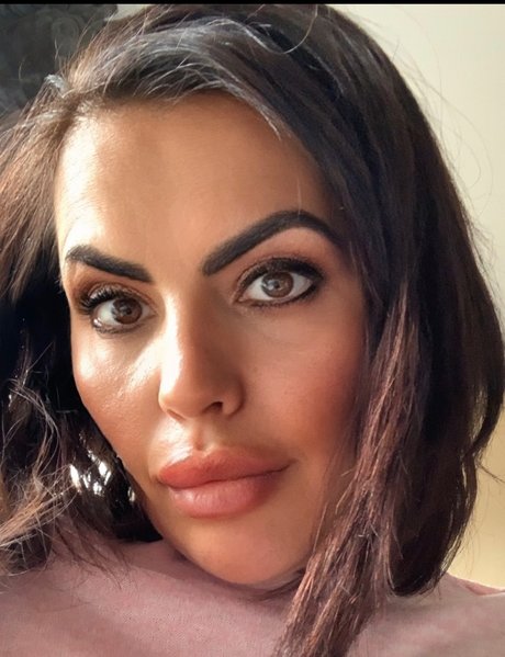 Foto di nudo di fuga di OnlyFans di Scarlett March