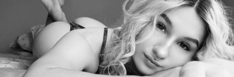 Naakte gelekte OnlyFans-foto van Amber Salt 