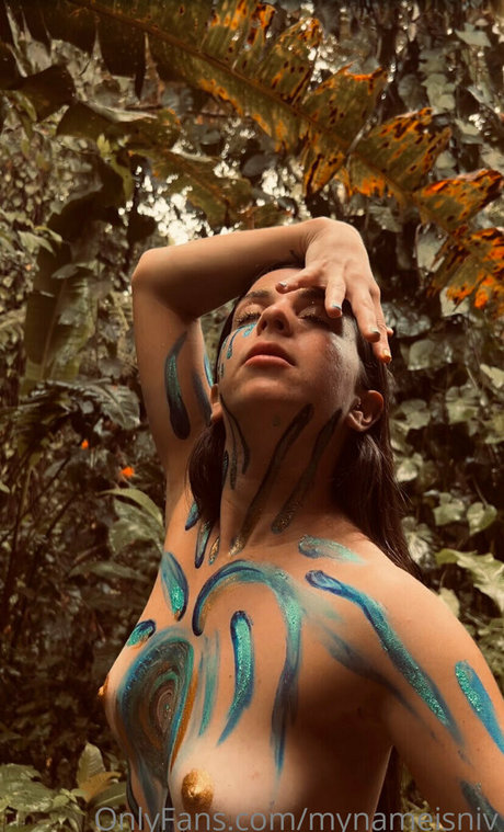 Alasti lekkinud OnlyFans-i pilt Yogagirln