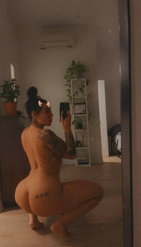 Nacktes geleaktes OnlyFans-Foto von Thickfrenchie