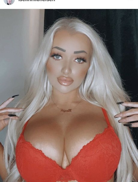 Nahá fotka uniklých OnlyFans od Iselinmichelsen