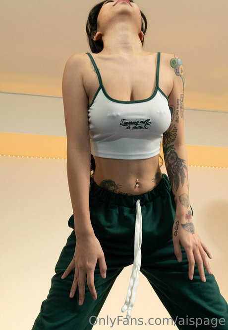 Photo nue de fuite OnlyFans de Aispage