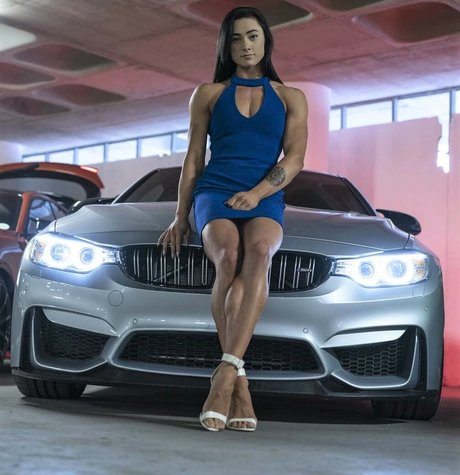 Nacktes geleaktes OnlyFans-Foto von Yolande Parsons