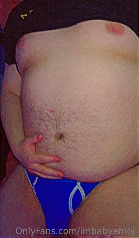 Обнаженная фотография утечки OnlyFans от Imbabyemoji