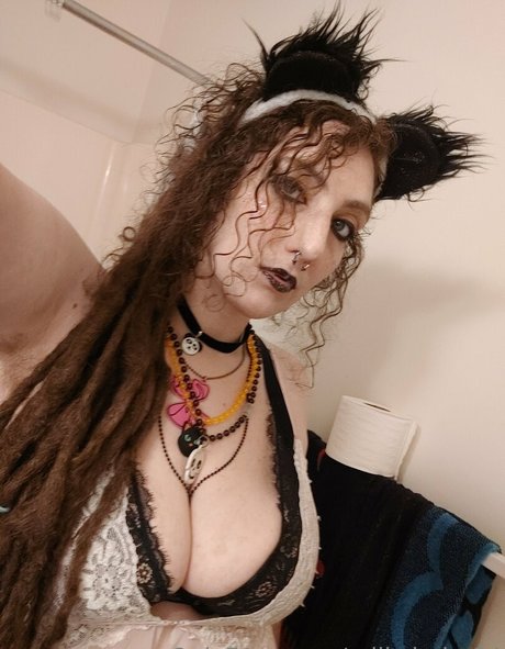 Naken lekkede OnlyFans-bilde av Milkybaby94