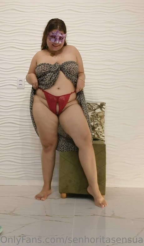 Naakte gelekte OnlyFans-foto van Senhoritasensualize