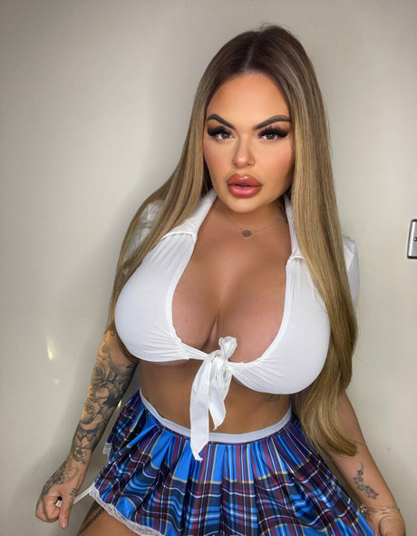 Foto di nudo di fuga di OnlyFans di Lexessex