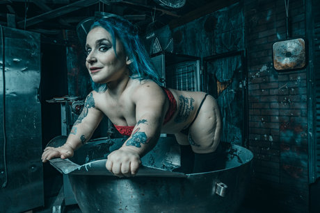 Nacktes geleaktes OnlyFans-Foto von Midget Stripper Xxx Sassee Cassee Free