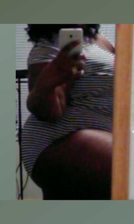 Nahá fotka uniklých OnlyFans od Your Virtual Girlfriend