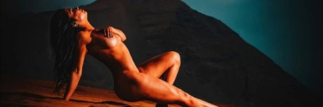 Обнаженная фотография утечки OnlyFans от Sarayesfit