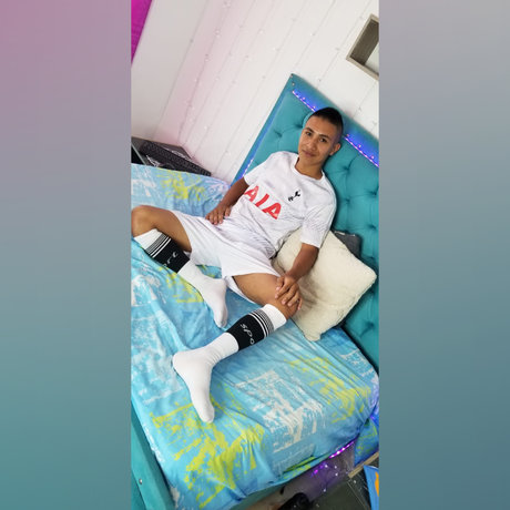 Naken lekkede OnlyFans-bilde av Santiago Montao