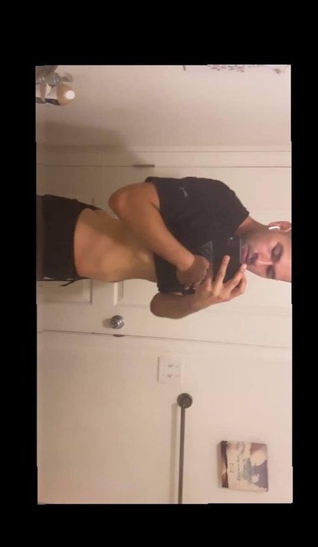 Naken lekkede OnlyFans-bilde av Samyo Blanco