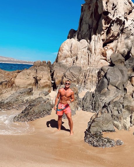 Nahá fotka uniklých OnlyFans od Ryan Archer