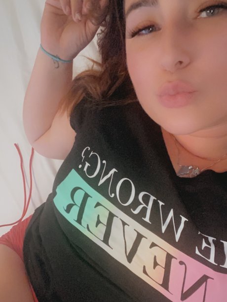 Обнаженная фотография утечки OnlyFans от C