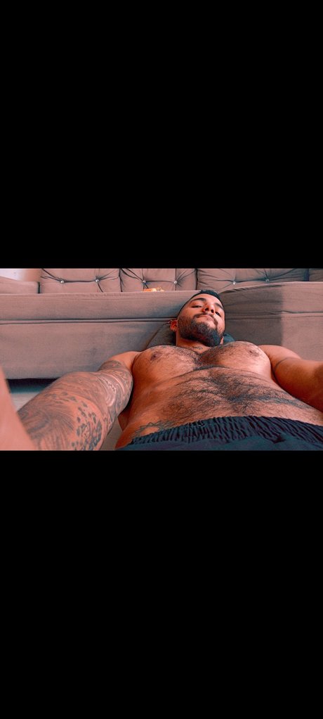 Обнаженная фотография утечки OnlyFans от Yorgi Torres