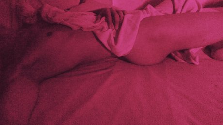 Nahá fotka uniklých OnlyFans od Thepuppyboy