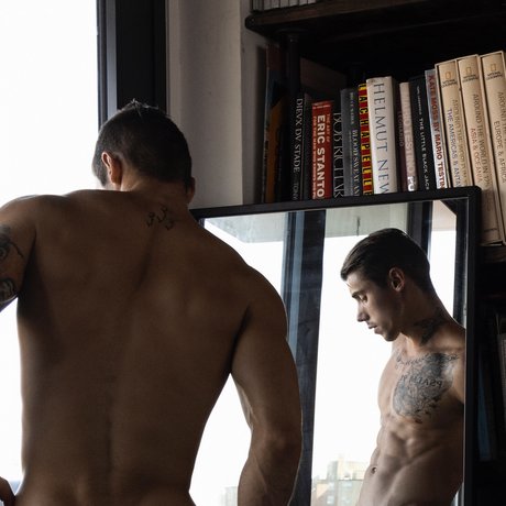 Обнаженная фотография утечки OnlyFans от The Work Of Smith