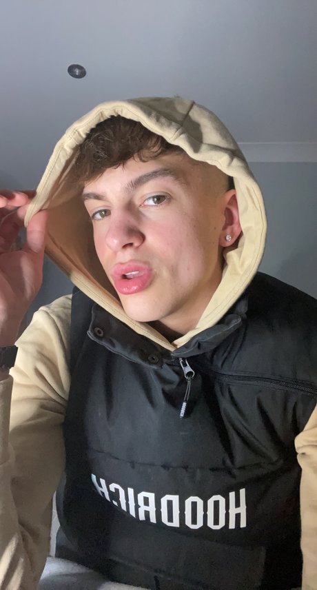 Nacktes geleaktes OnlyFans-Foto von Harry