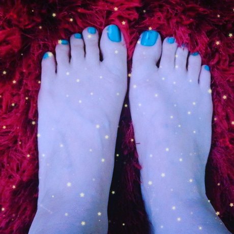 Nacktes geleaktes OnlyFans-Foto von Yuni