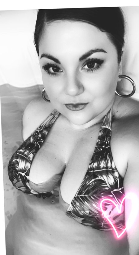 Nacktes geleaktes OnlyFans-Foto von Summer Blake Free