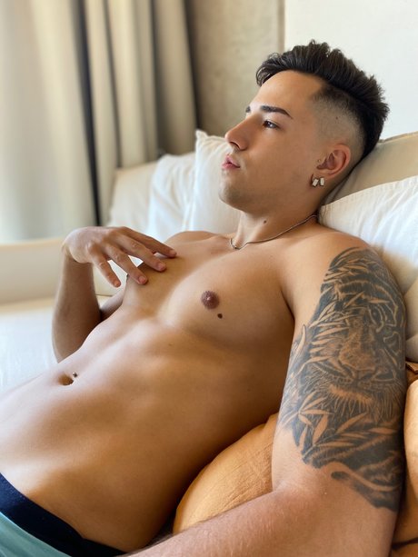 Nahá fotka uniklých OnlyFans od   