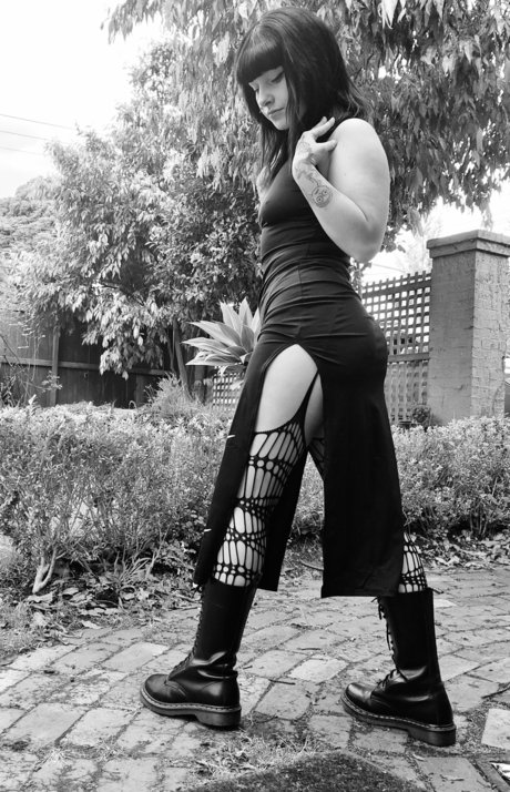 Nahá fotka uniklých OnlyFans od Lucyy Luciferr