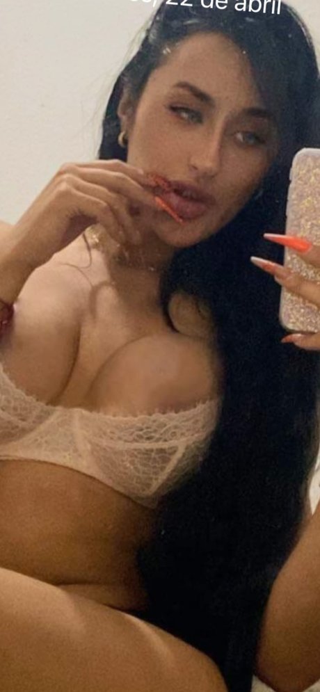 Обнаженная фотография утечки OnlyFans от La Mal Portada