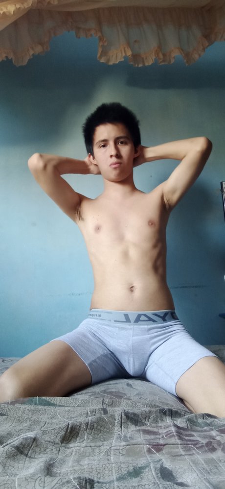 OnlyFans-model Rompefantasma3000