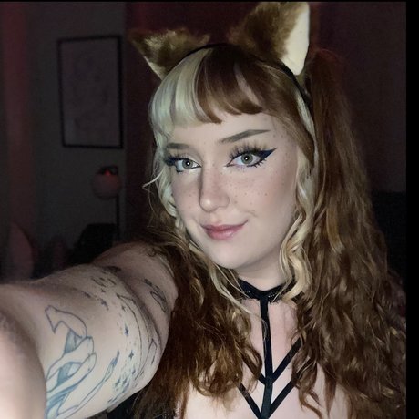 Обнаженная фотография утечки OnlyFans от Luna Lanaux