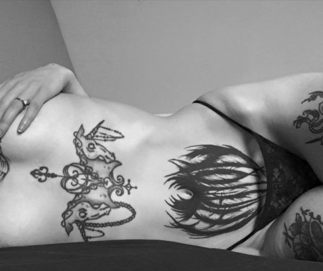 Lune Sauvage naked leaks OnlyFans pic