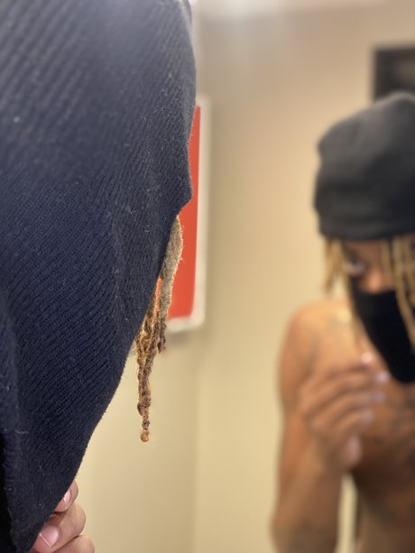 Foto di nudo di fuga di OnlyFans di All You Ever Envied Pussy