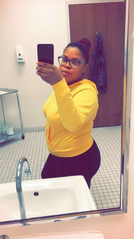 Nahá fotka uniklých OnlyFans od London Brown