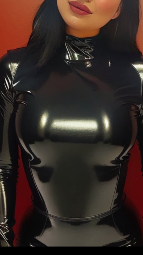 Foto di nudo di fuga di OnlyFans di Rogue