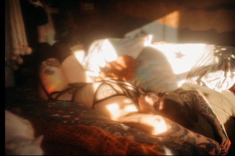 Naakte gelekte OnlyFans-foto van Liv