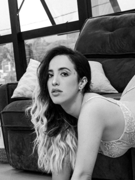 Naken lekkede OnlyFans-bilde av Fabola Hillesheim