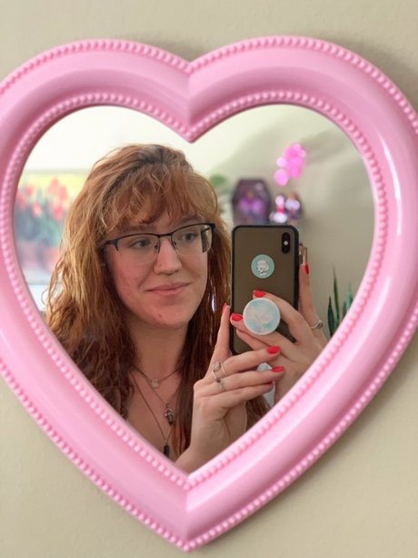 Nacktes geleaktes OnlyFans-Foto von Redheadkatie